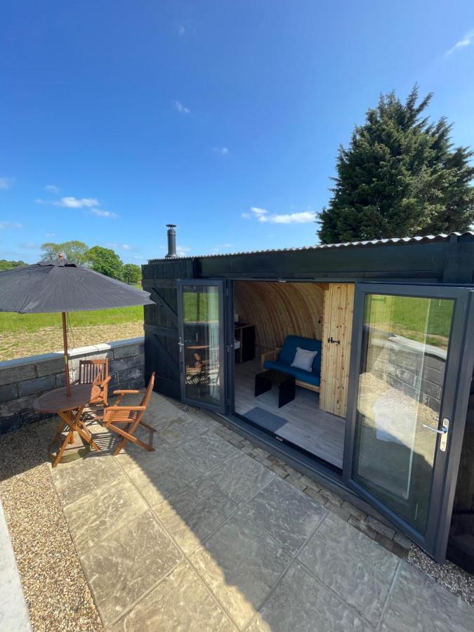 Henny Riverside Glamping Sudbury  Extérieur photo